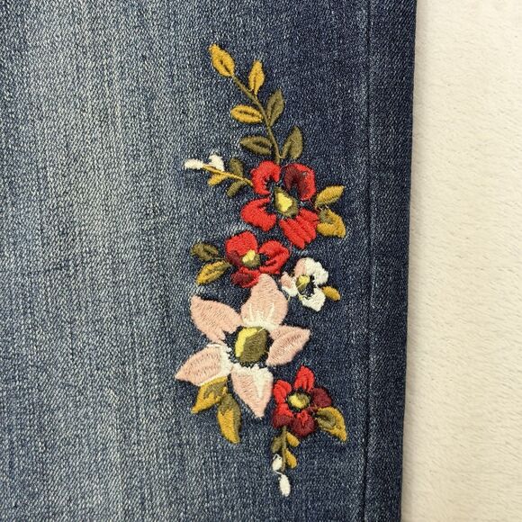 Kensie Jeans Women's Size 4/27 Floral Embroidered Slim Leg Jeans High Rise Denim - Picture 6 of 16